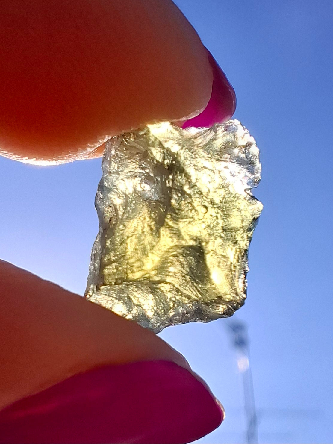 Moldavite Piece, 0.82g, Tektite (Ref: 1454)