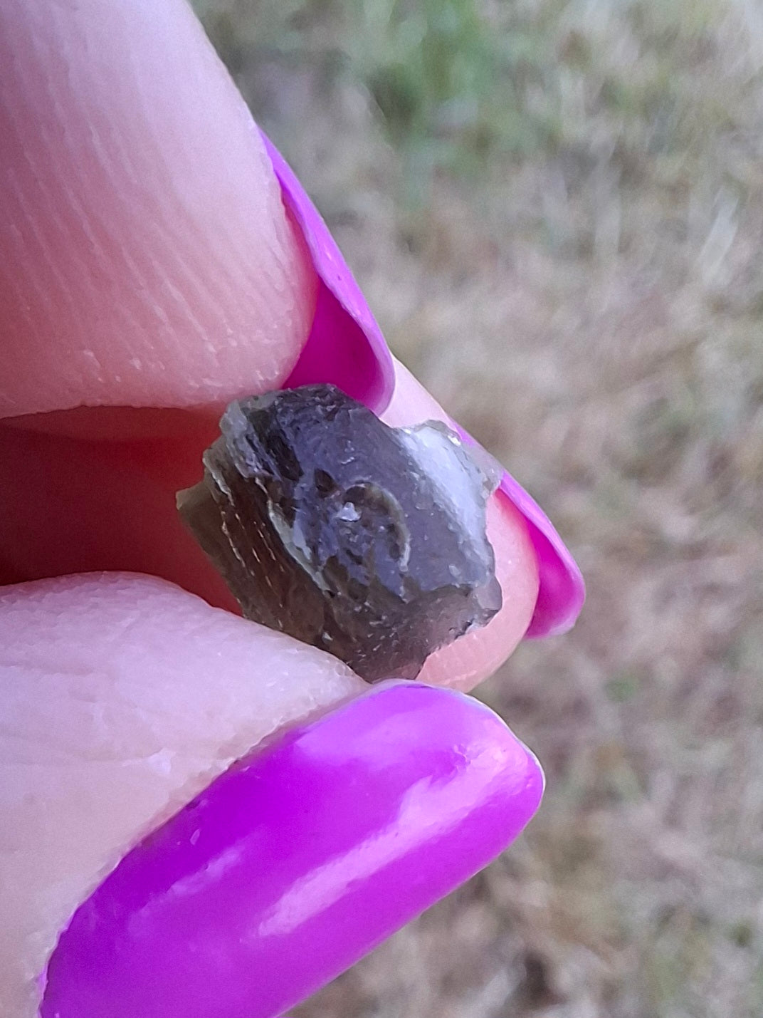 Moldavite Piece, 0.53g, Tektite (Ref: 1446)