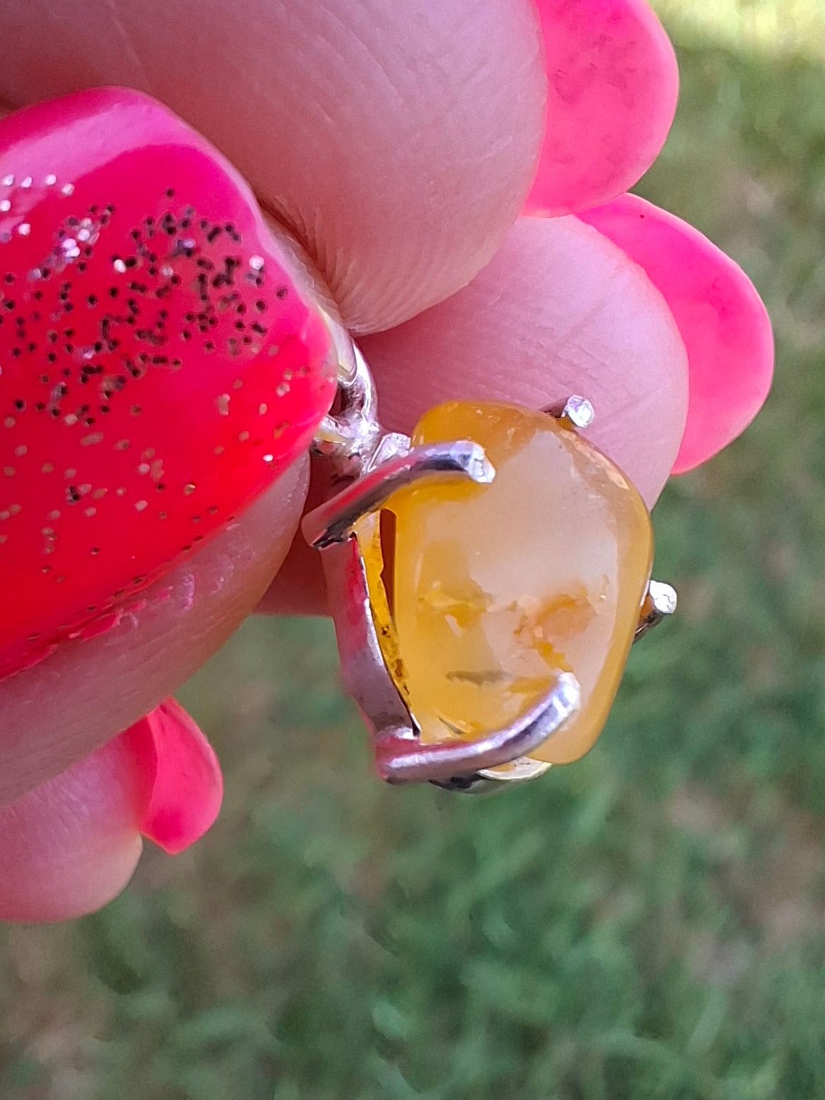 Baltic Amber Pendant, 925 Silver, Fossil (Ref: AP18)