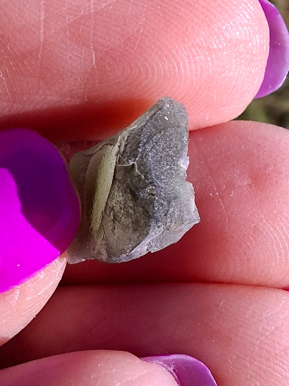Moldavite Piece, 0.91g, Tektite (Ref: 1460)