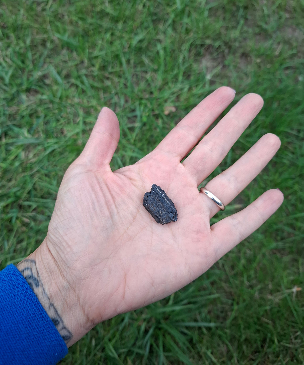 Black Tourmaline RAW, 7.14g, Crystal (Ref: RBT19)