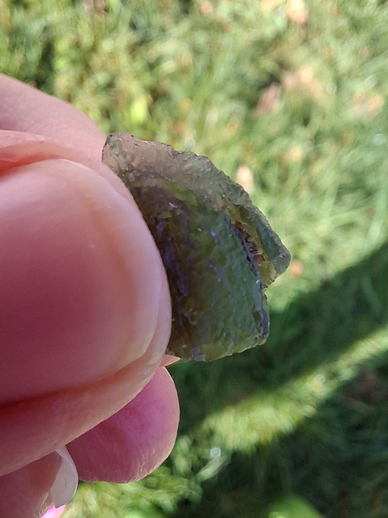 Moldavite Piece, 0.96g, Tektite (Ref: 1330)