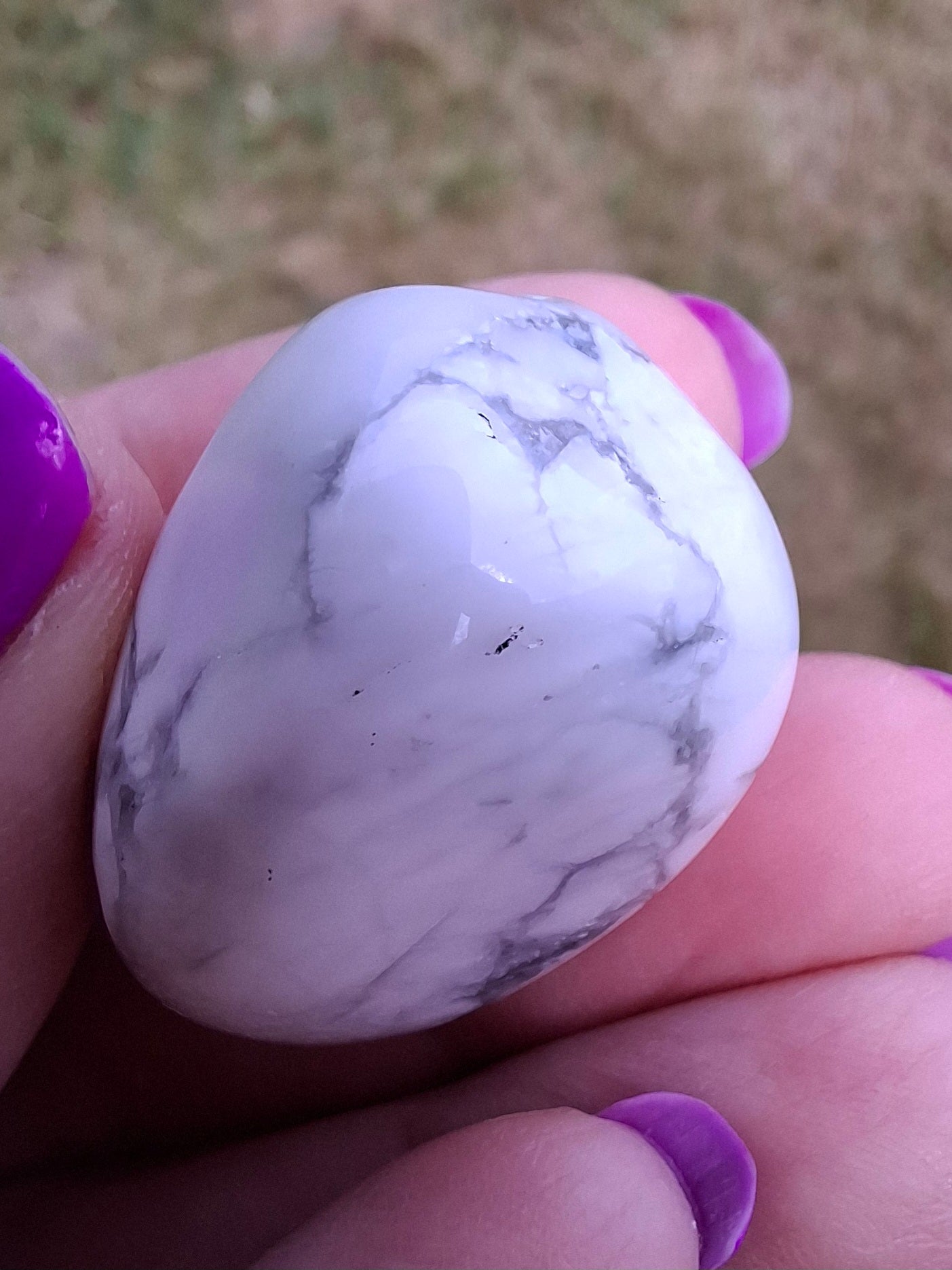 Howlite, Tumble Stone, Crystal (Ref: T39)