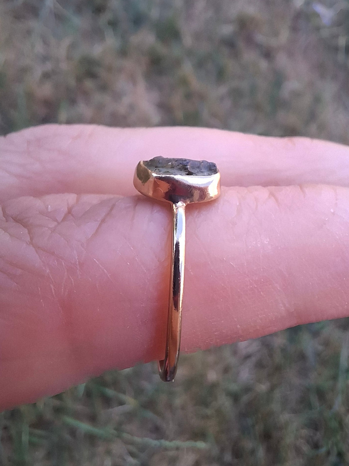 Moldavite Ring, 14K GOLD Plated, size large M, Tektite (Ref: R341)