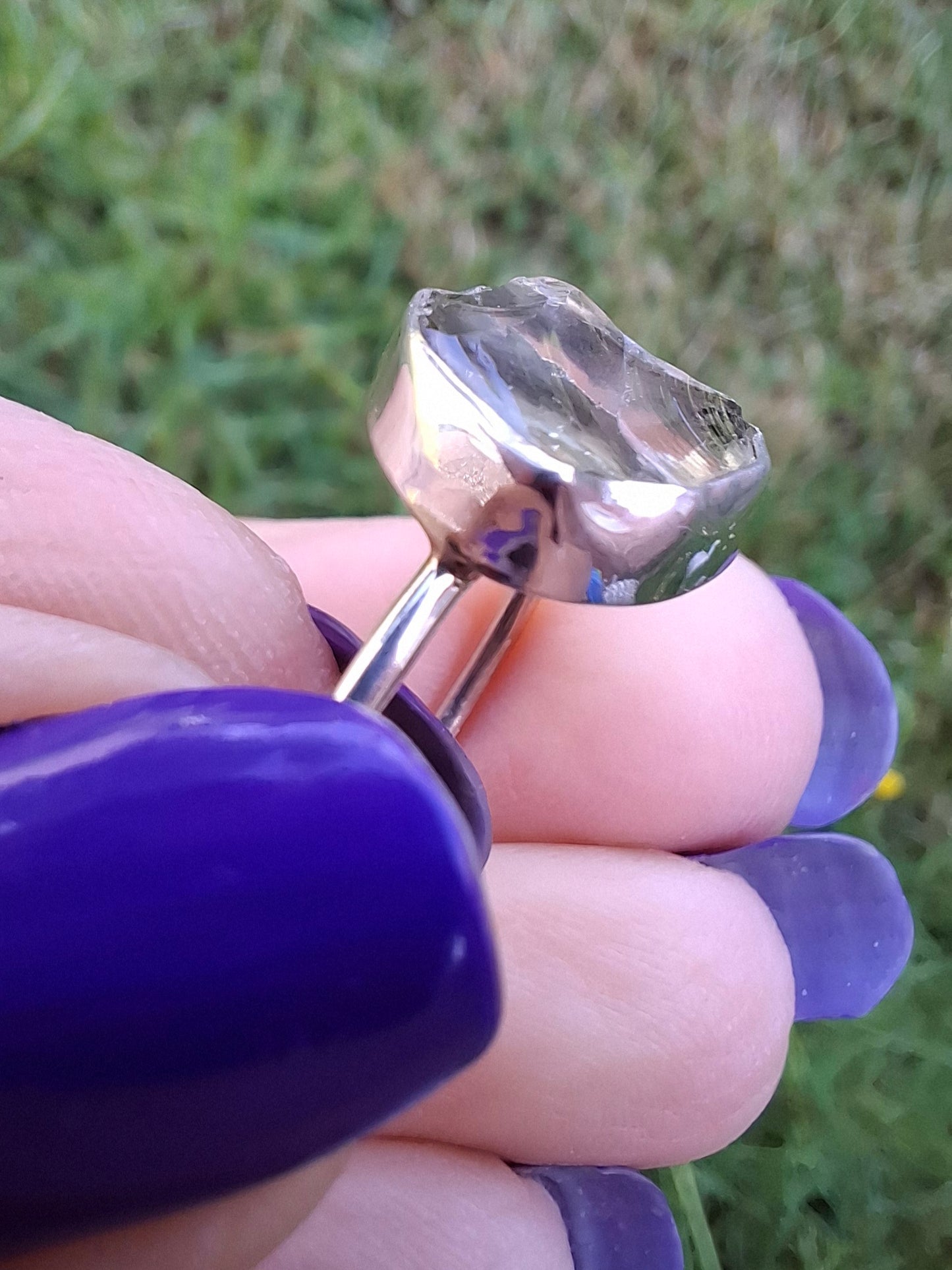 Libyan Desert Glass Ring, size large V, 925 Silver, Tektite (Ref: LR54)