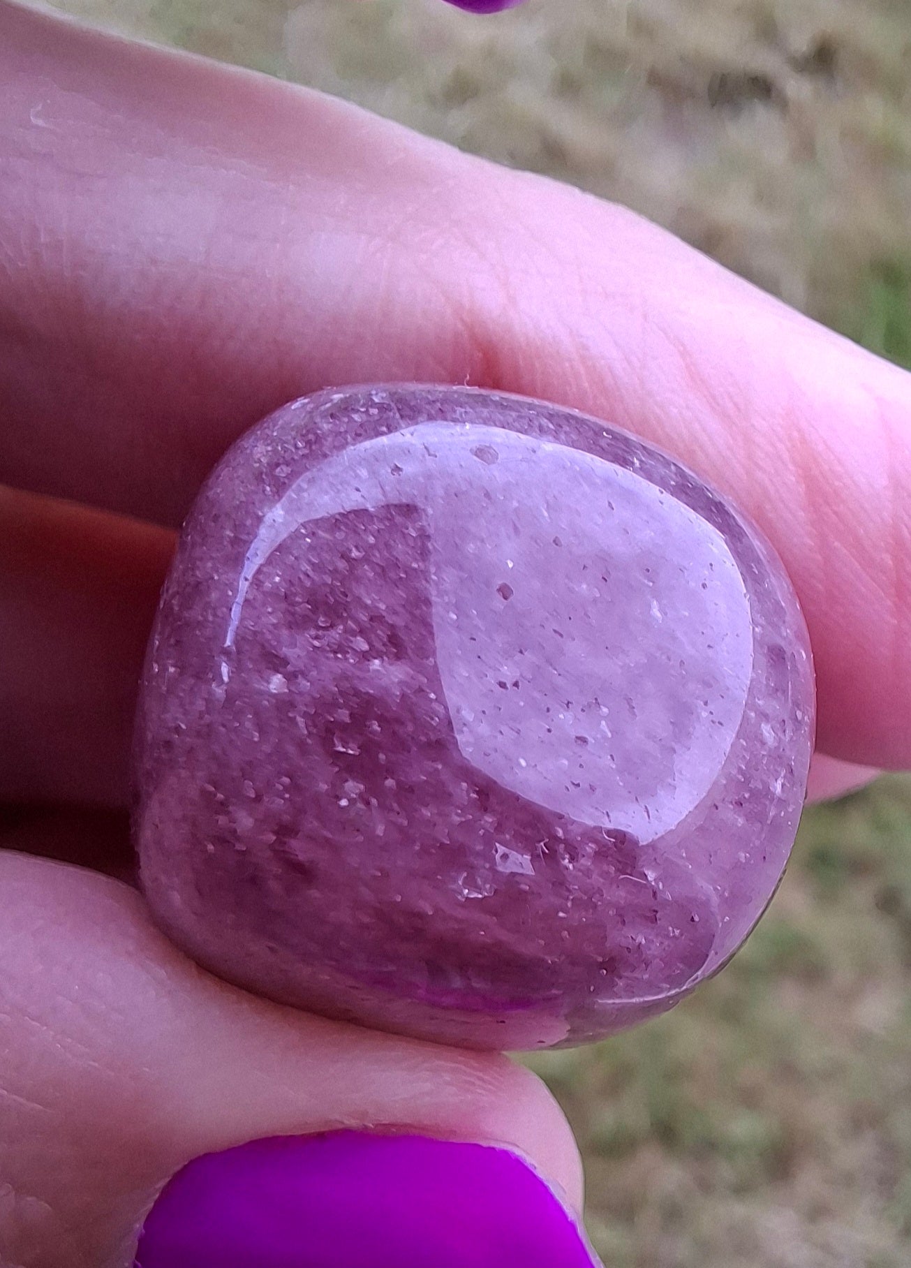 Strawberry Quartz, Tumble Stone, Crystal (Ref: T13)