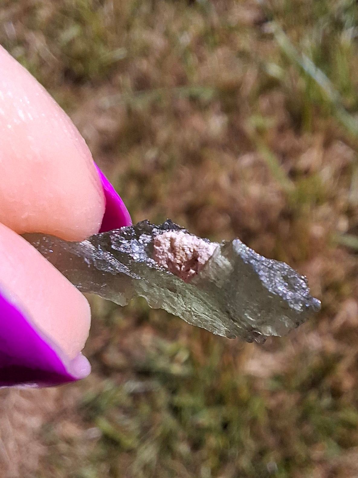 Moldavite Piece, 0.48g, Tektite (Ref: 1463)