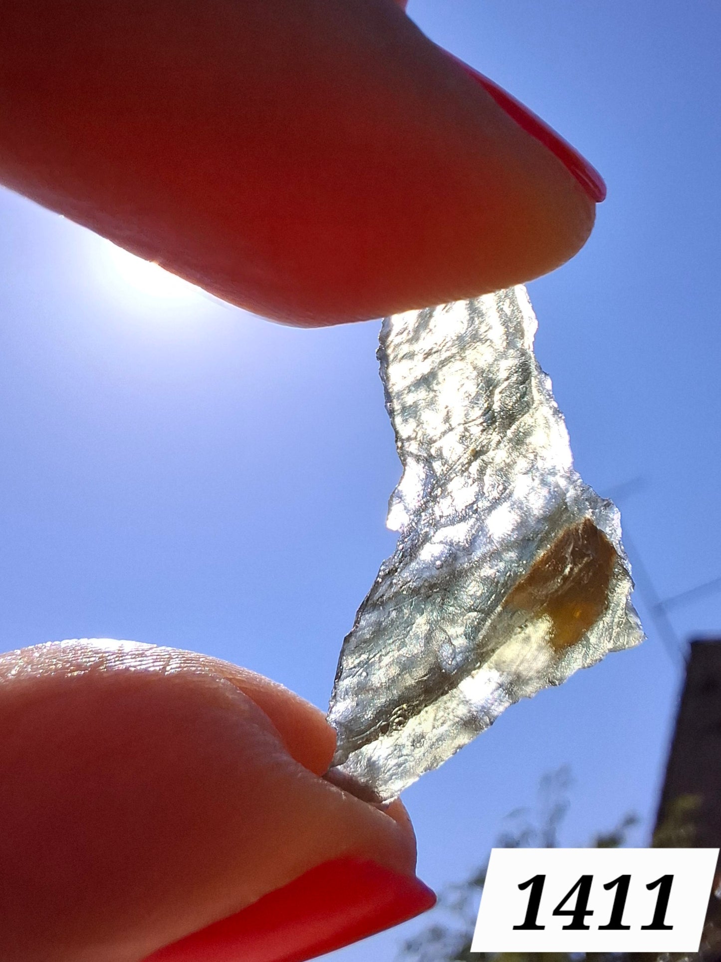 Moldavite Piece, 0.87g, Tektite (Ref: 1411)
