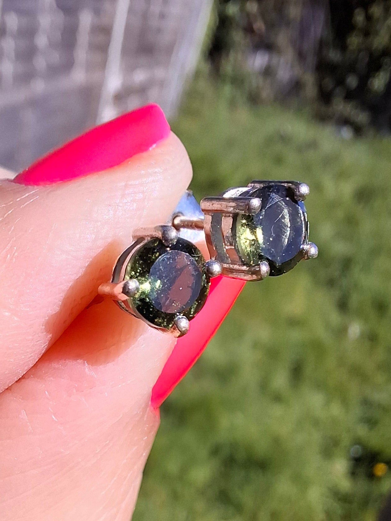 Moldavite (faceted) 5mm STUD EARRINGS, 925 silver, Tektite (Ref: Pair40)