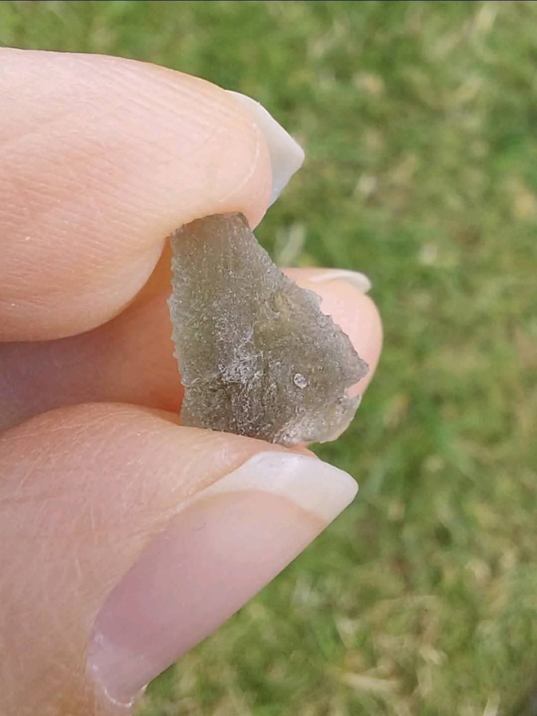 Moldavite Piece, 0.55g, Tektite (Ref: E225)
