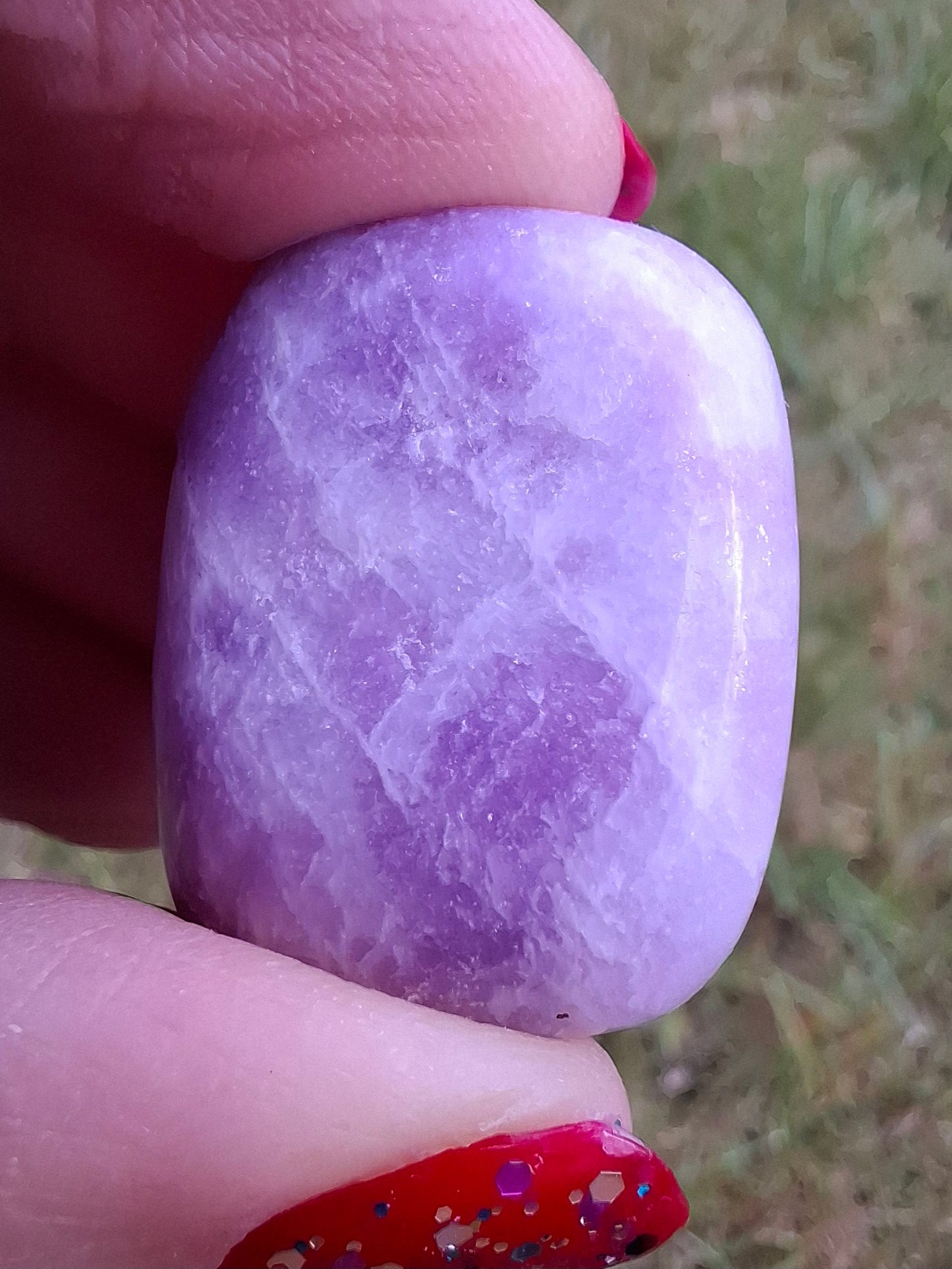 Lepidolite, Tumble Stone, Crystal (Ref: T119)