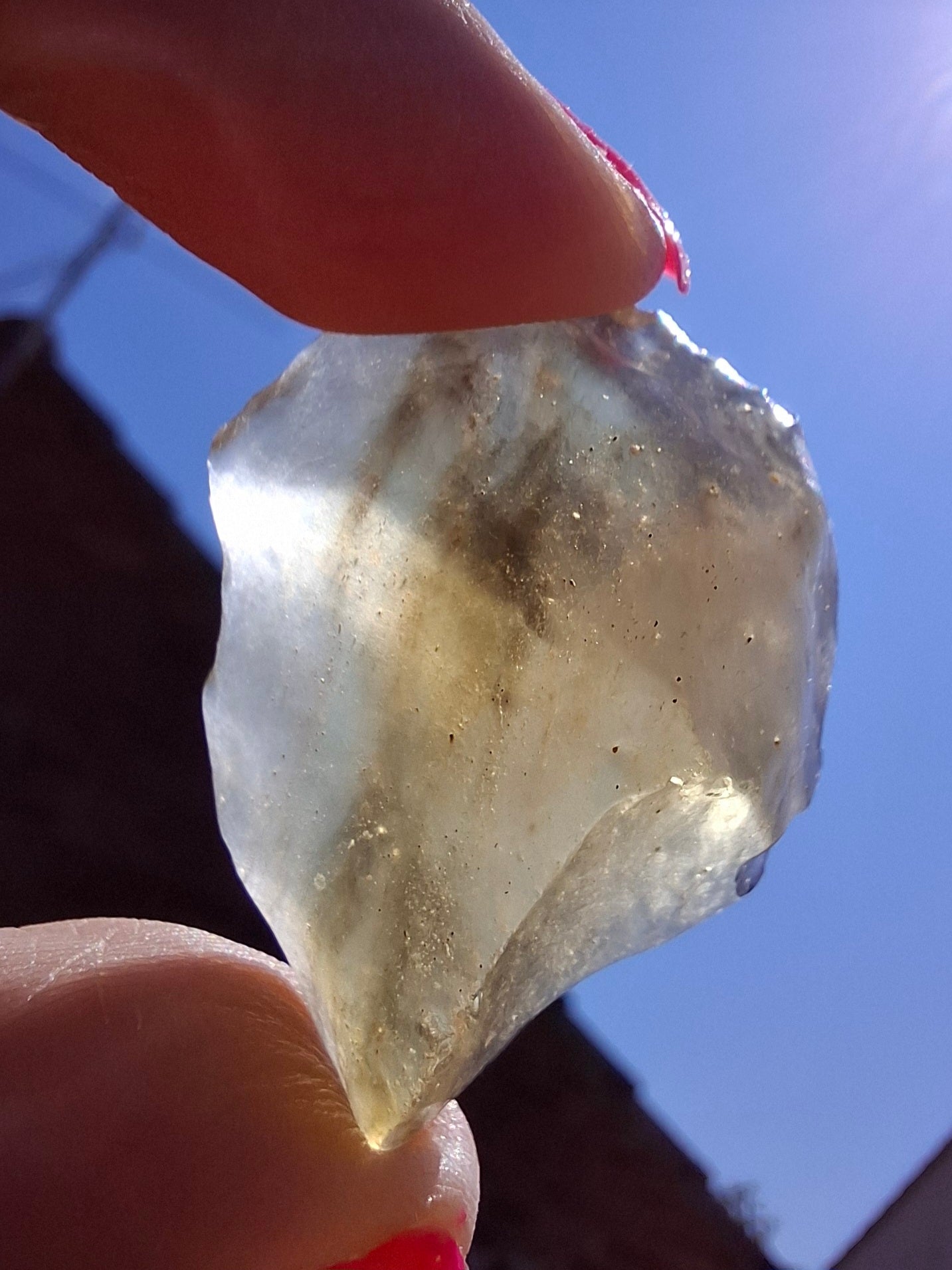 Libyan Desert Glass (darker) Piece, 12.00g, Tektite (Ref: L1377)