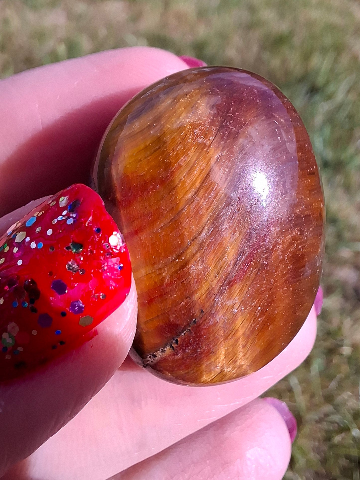 Tigers Eye, Tumble Stone, Crystal (Ref: T136)