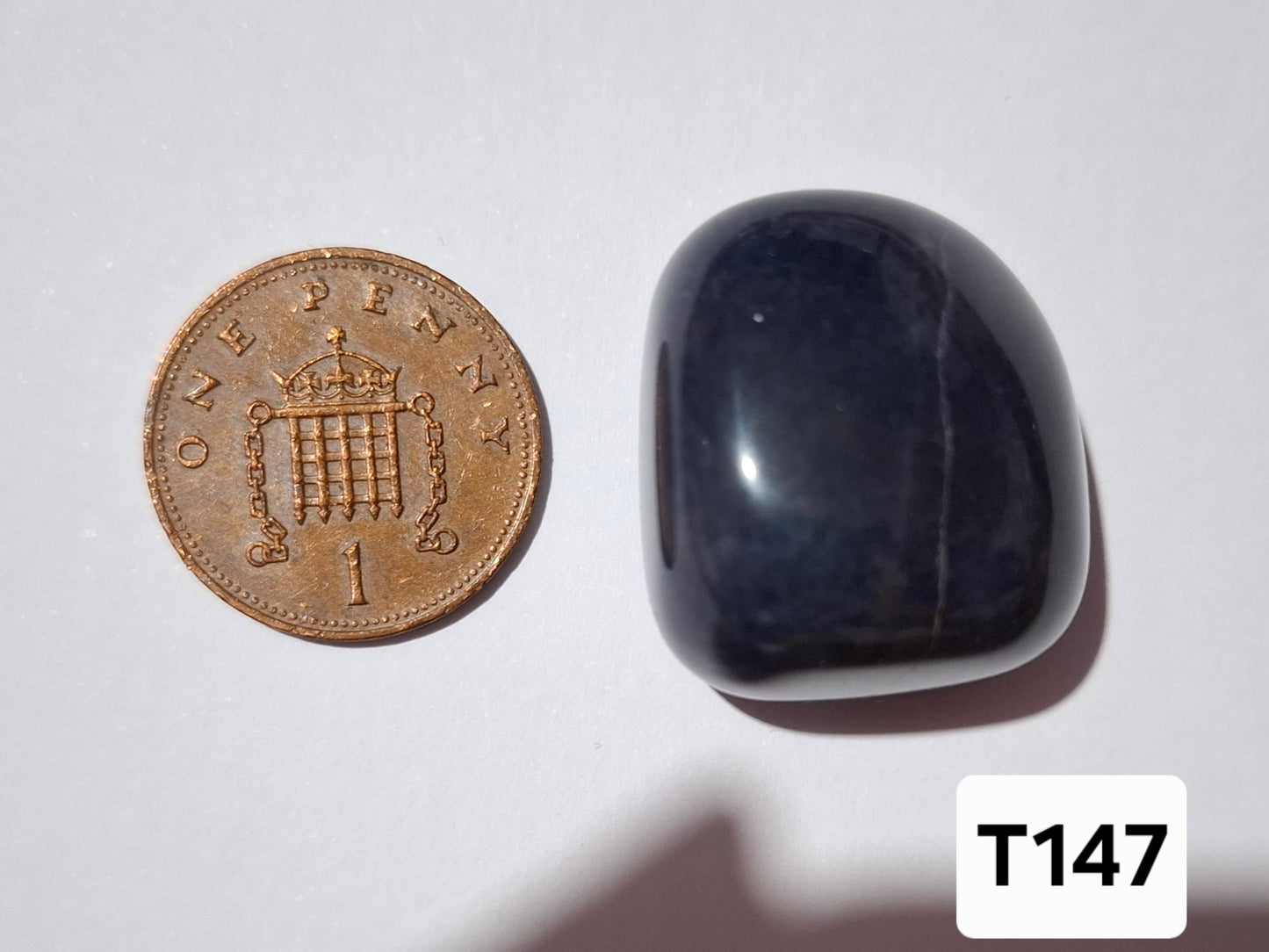 Sodalite, Tumble Stone, Crystal (Ref: T147)
