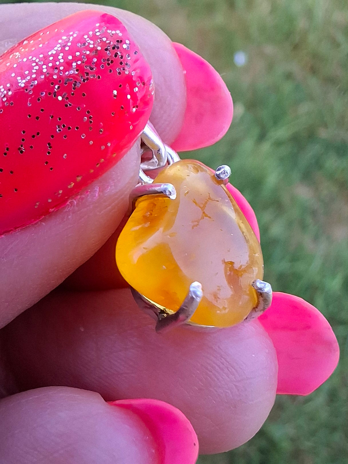 Baltic Amber Pendant, 925 Silver, Fossil (Ref: AP28)