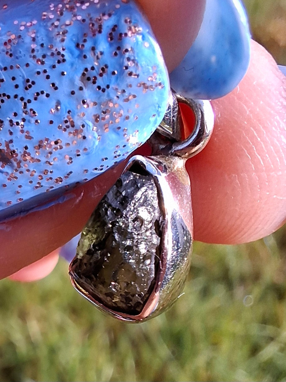 Moldavite Pendant, 925 Silver, Tektite (Ref: P51)