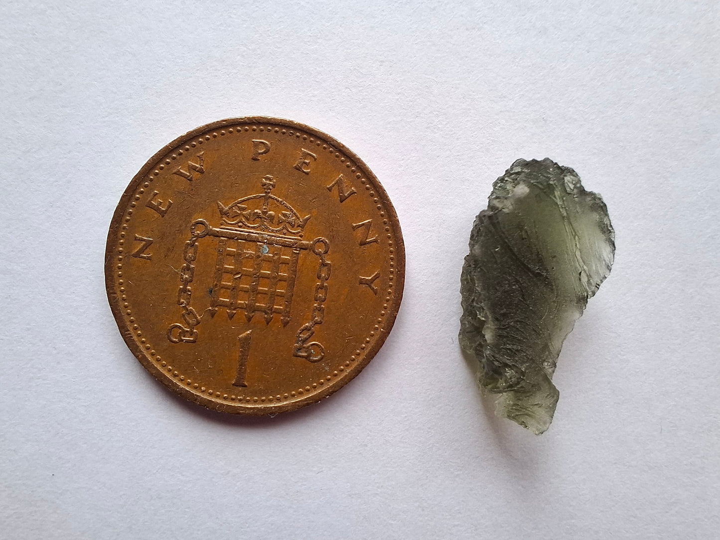 Moldavite Piece, 0.98g, Tektite (Ref: 1388)