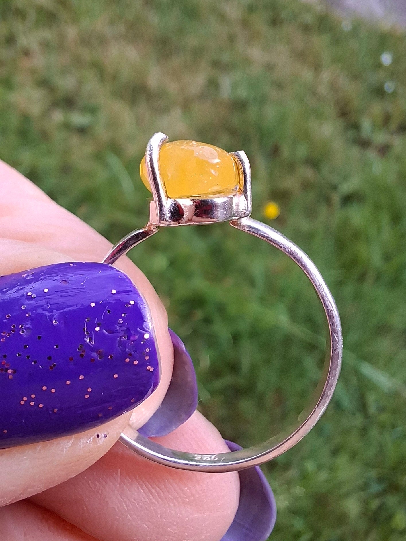 Baltic Amber Ring, size large Q, 925 Silver, Fossil (Ref: AR13)