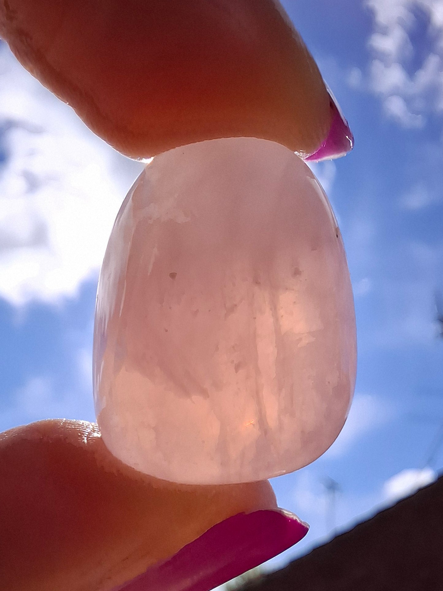 Rose Quartz, Tumble Stone, Crystal (Ref: T93)