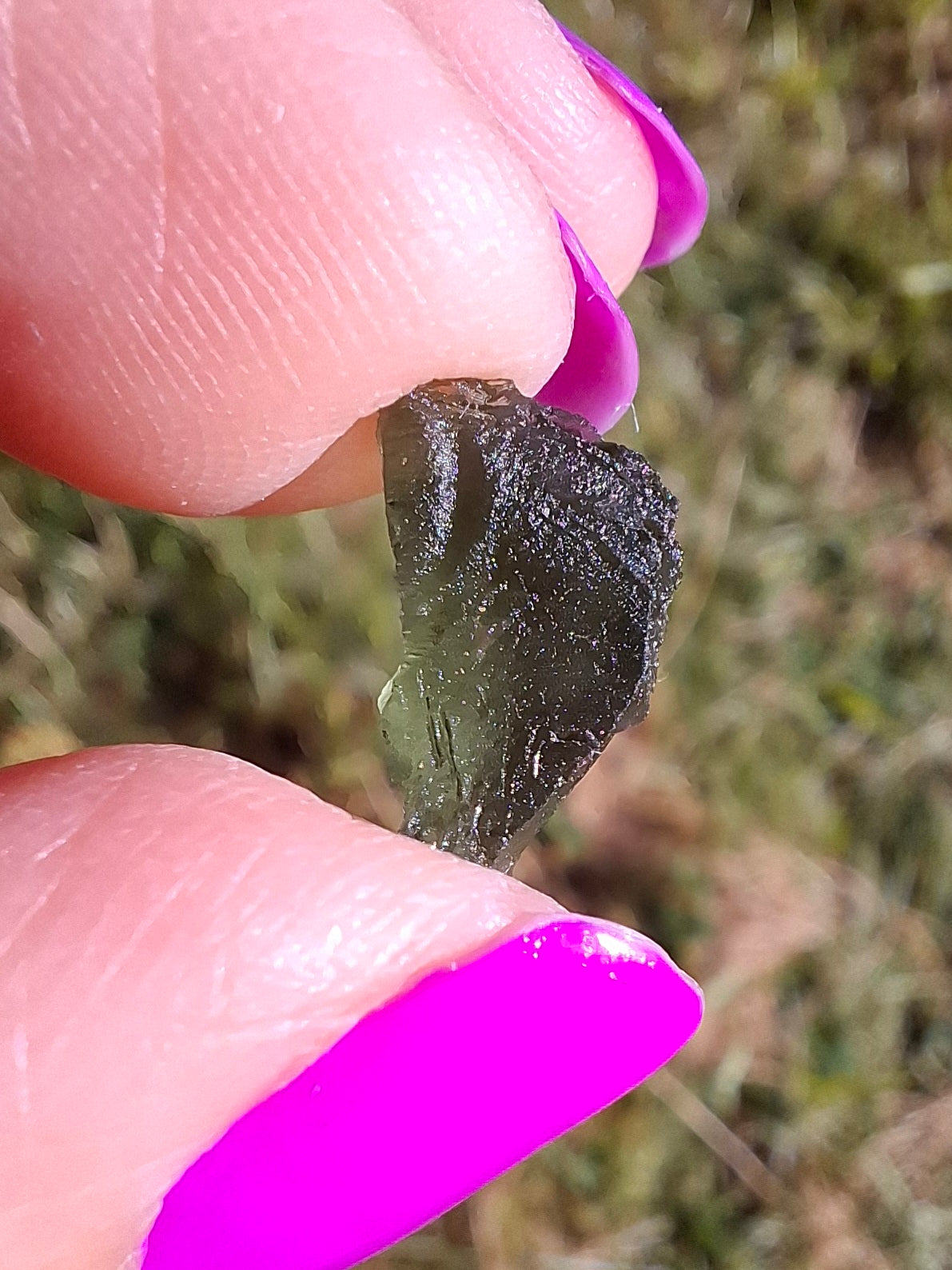 Moldavite Piece, 0.82g, Tektite (Ref: 1456)