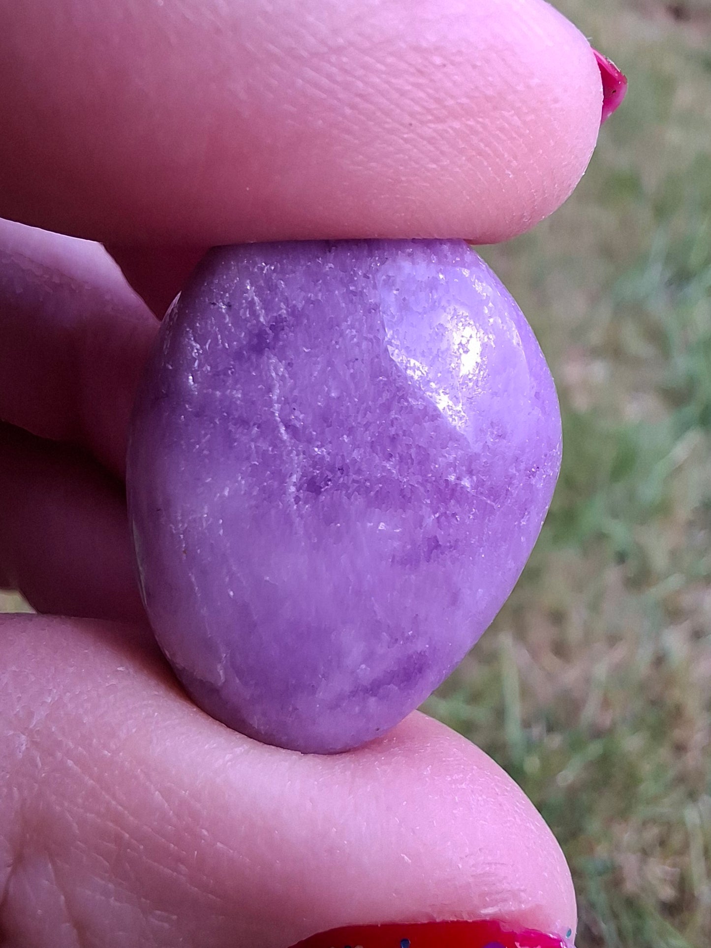 Lepidolite, Tumble Stone, Crystal (Ref: T118)