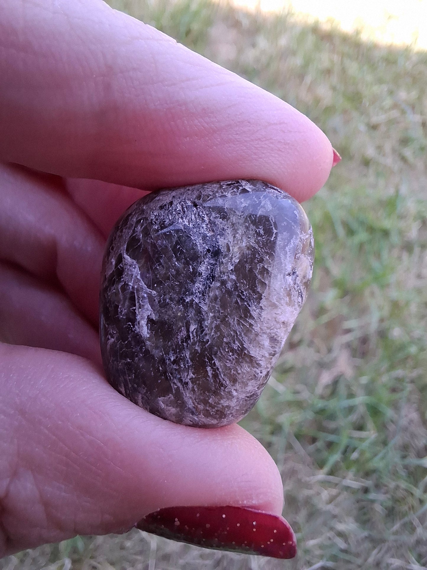 Labradorite, Tumble Stone, Crystal (Ref: T210)