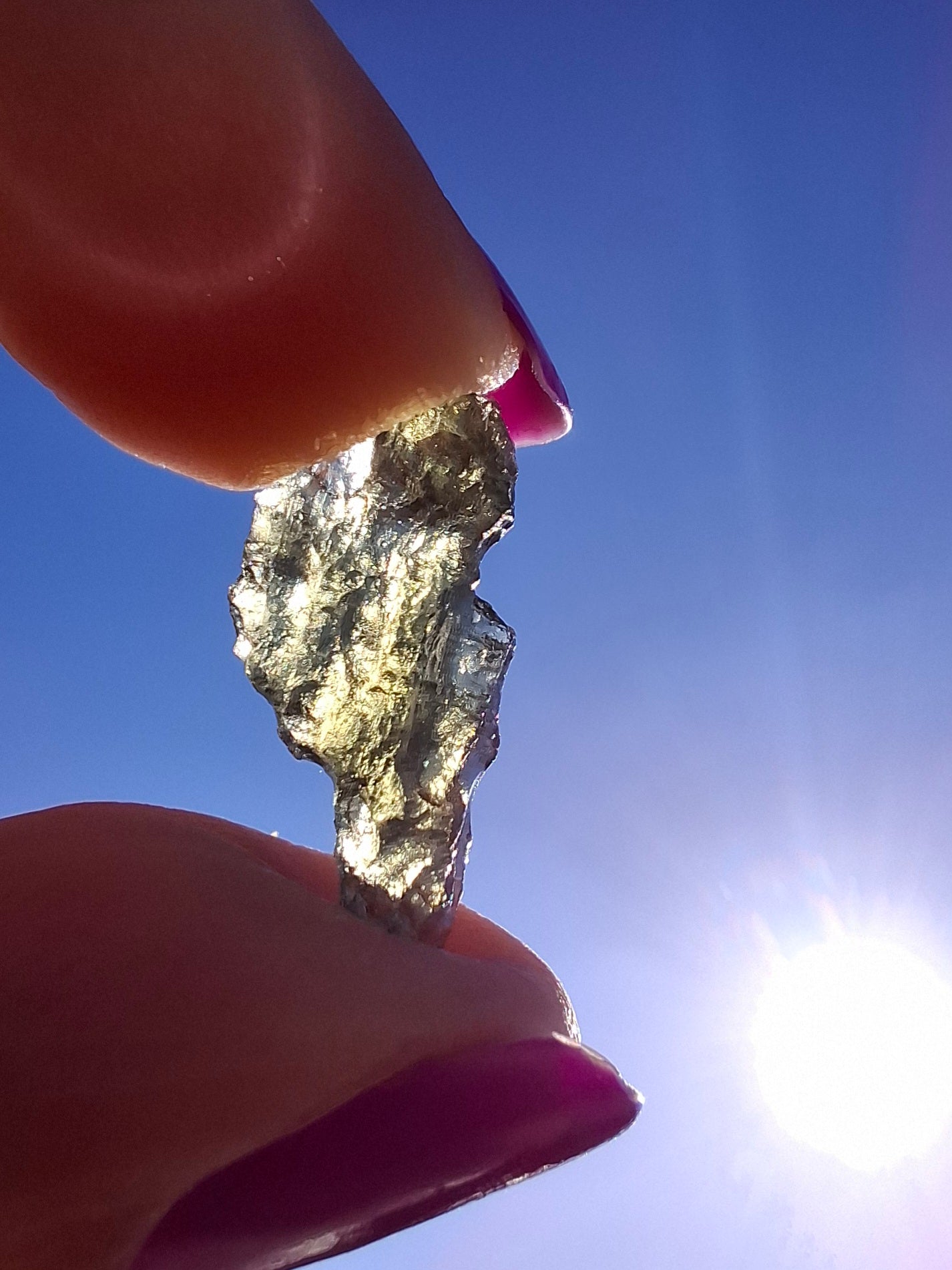 Moldavite Piece, 0.61g, Tektite (Ref: 1457)