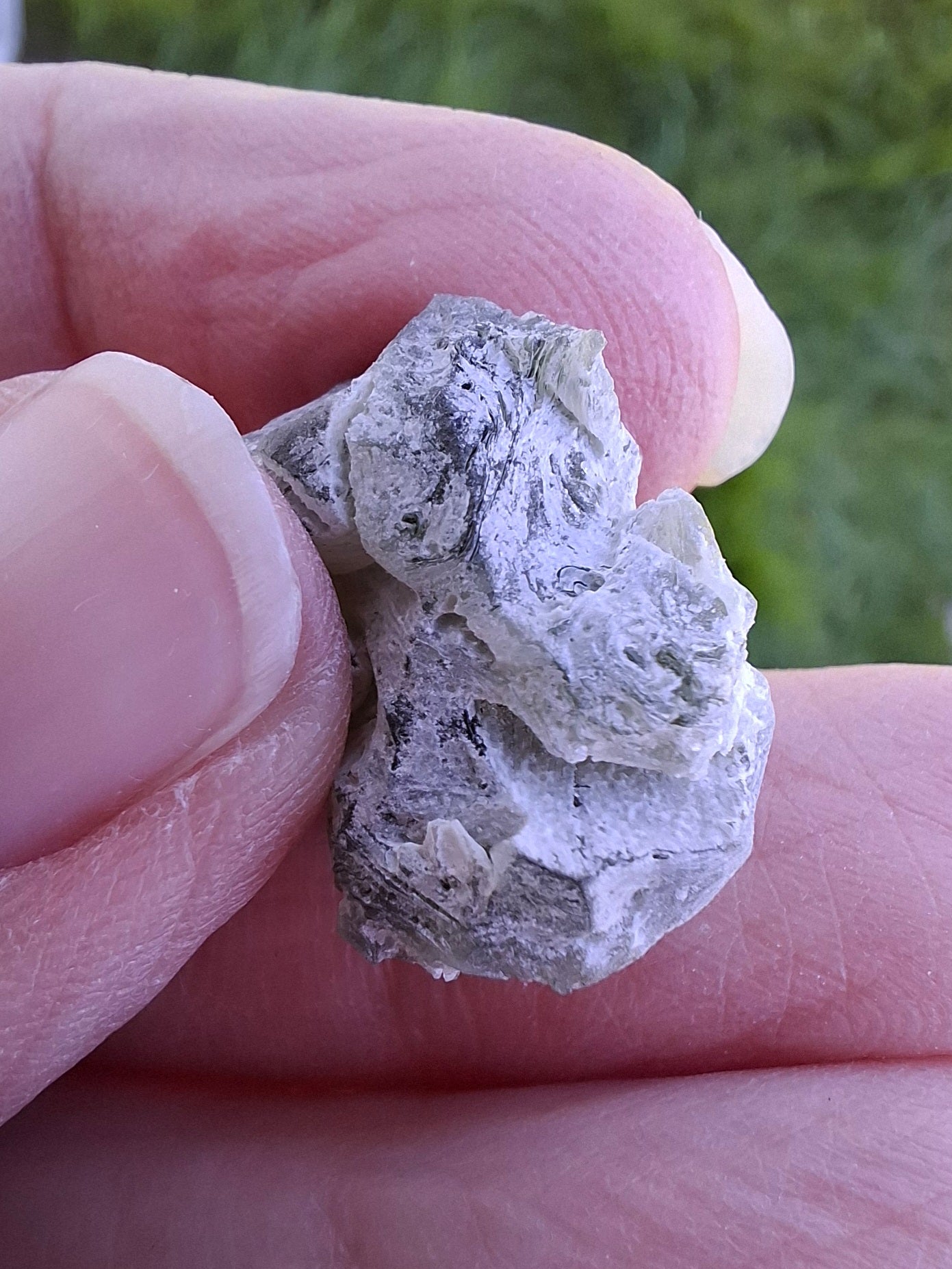 Moldavite Piece, SNOWFLAKE, FROSTED, BARTOCHOV, 4.00g, Tektite (Ref: 1367)