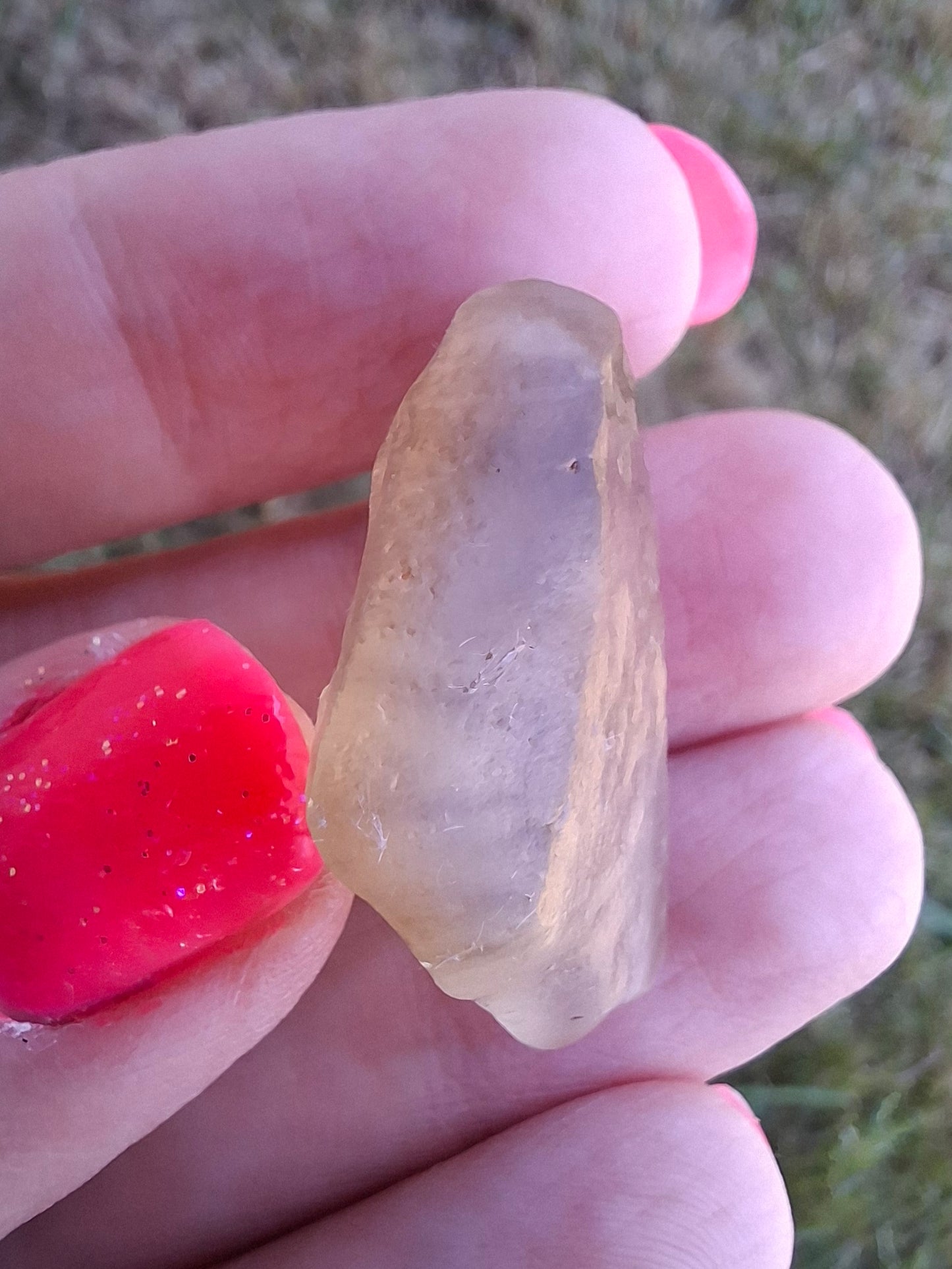 Libyan Desert Glass (darker) Piece, 7.73g, Tektite (Ref: L1374)