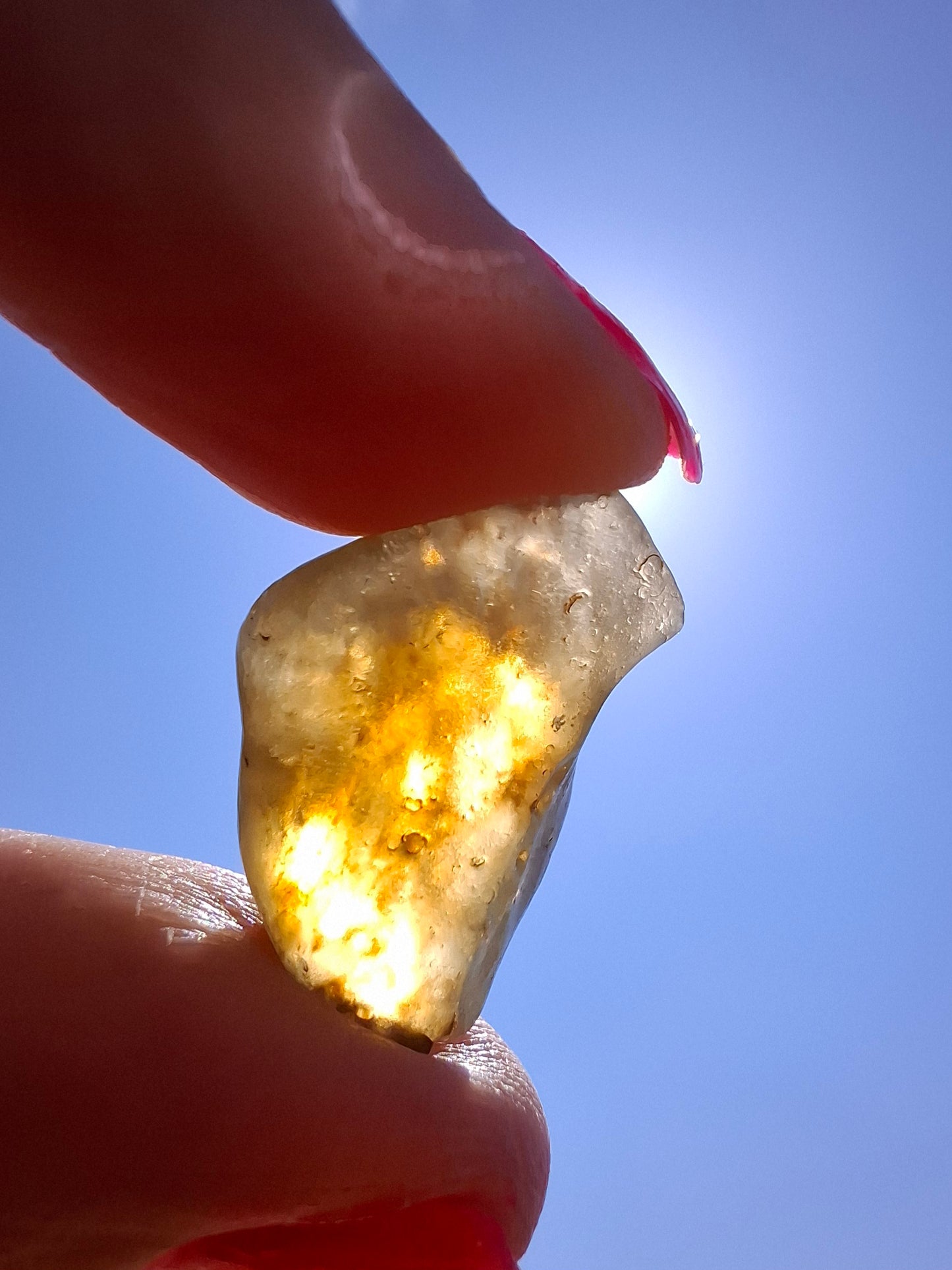 Libyan Desert Glass (darker) Piece, 4.43g, Tektite (Ref: L1361)
