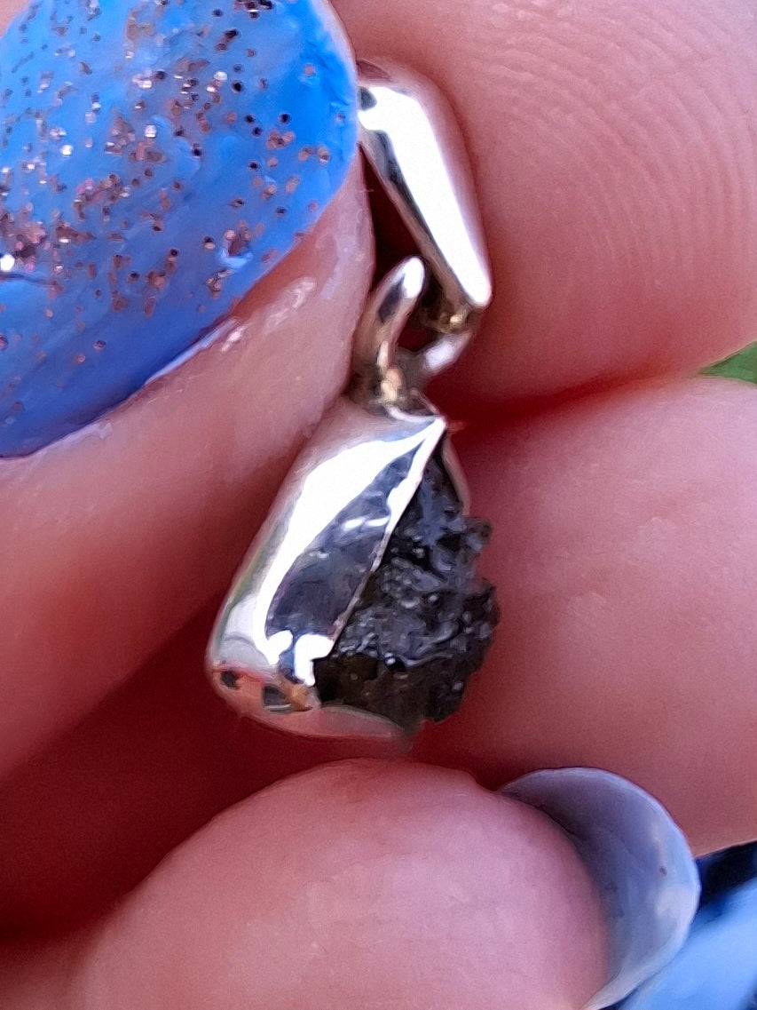 Moldavite Pendant, 925 Silver, Tektite (Ref: P37)