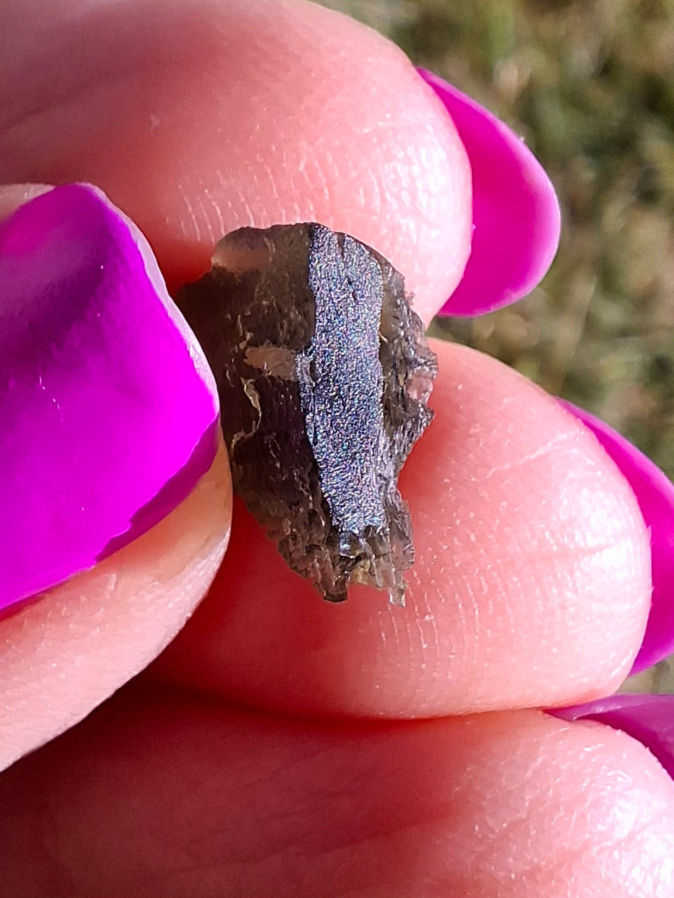 Moldavite Piece, 0.81g, Tektite (Ref: 1449)
