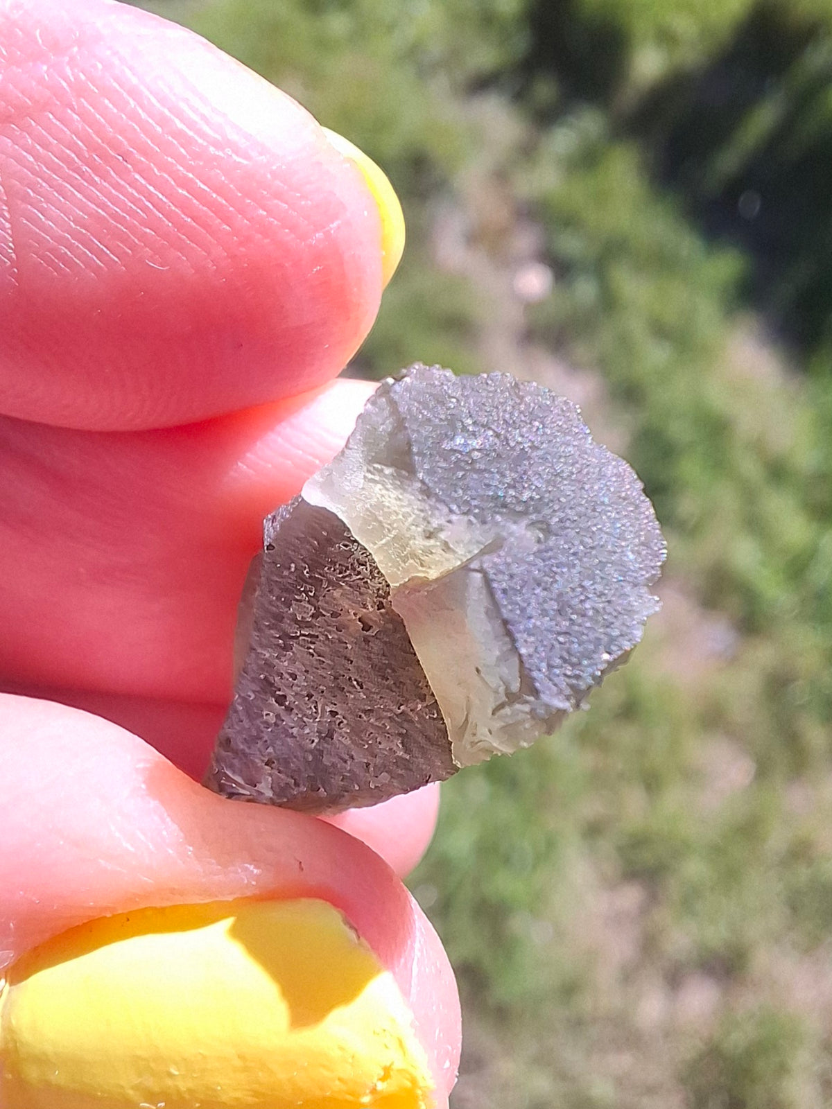 Moldavite Piece, 2.26g, Tektite (Ref: 1509)