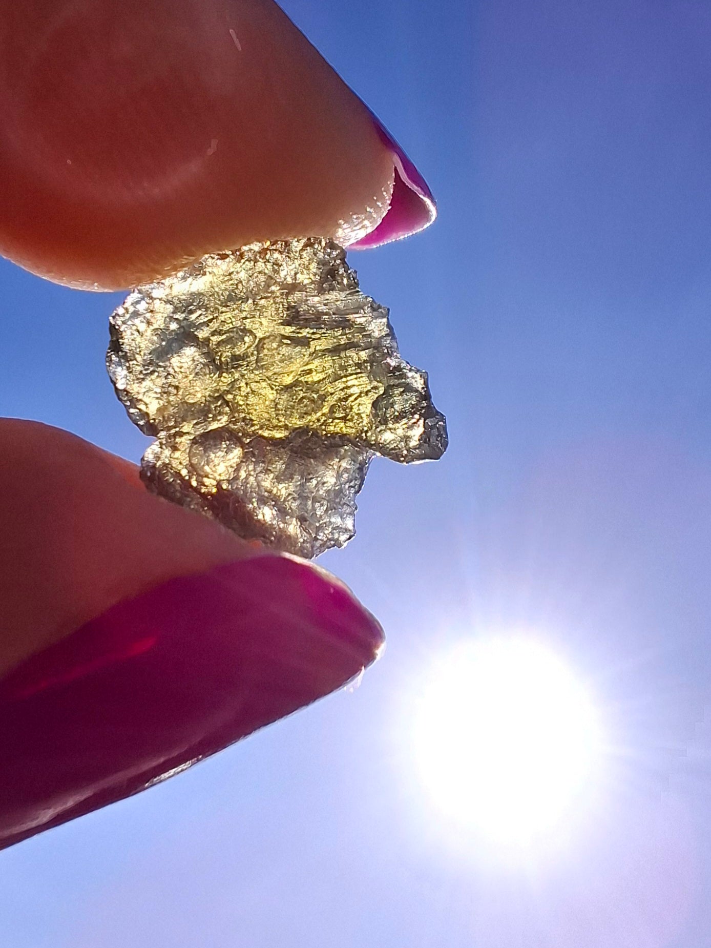 Moldavite Piece, 0.62g, Tektite (Ref: 1455)