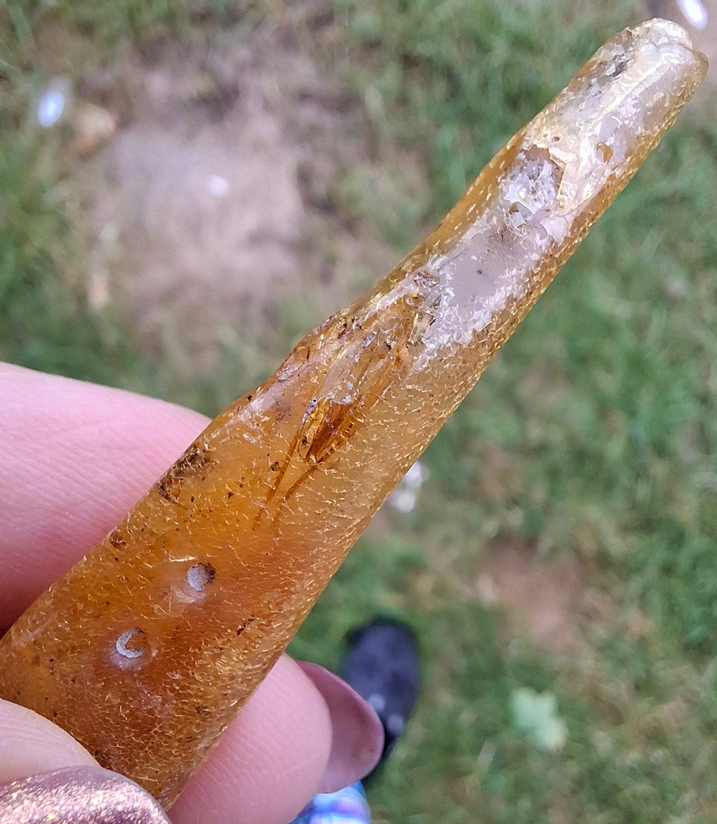 Copal Young Amber with INSECTS inside, 5.07g, Fossil (Ref: CA35)