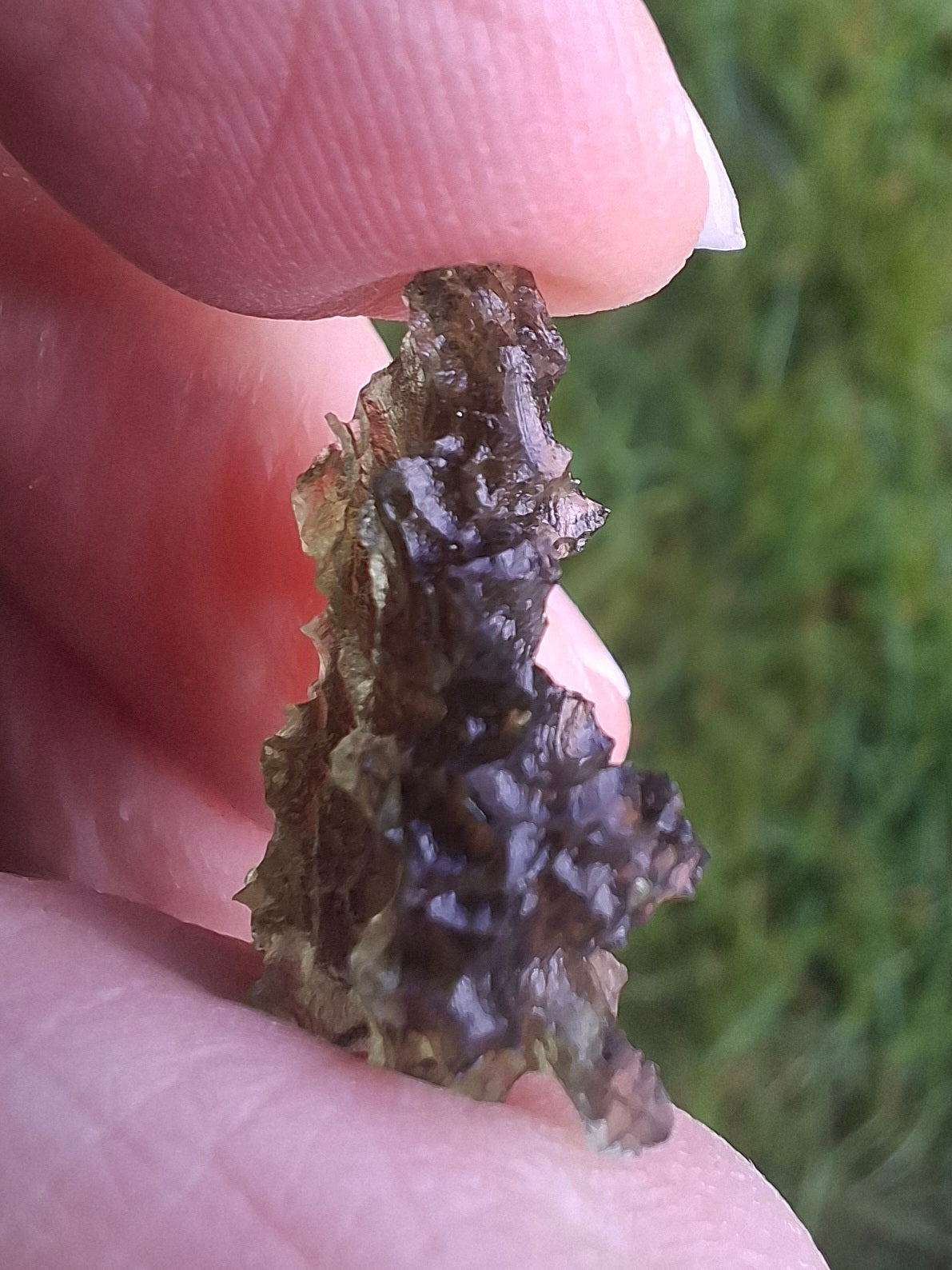 Moldavite Piece, JEZKOVNA BESEDNICE, 1.46g, Tektite (Ref: 1267)
