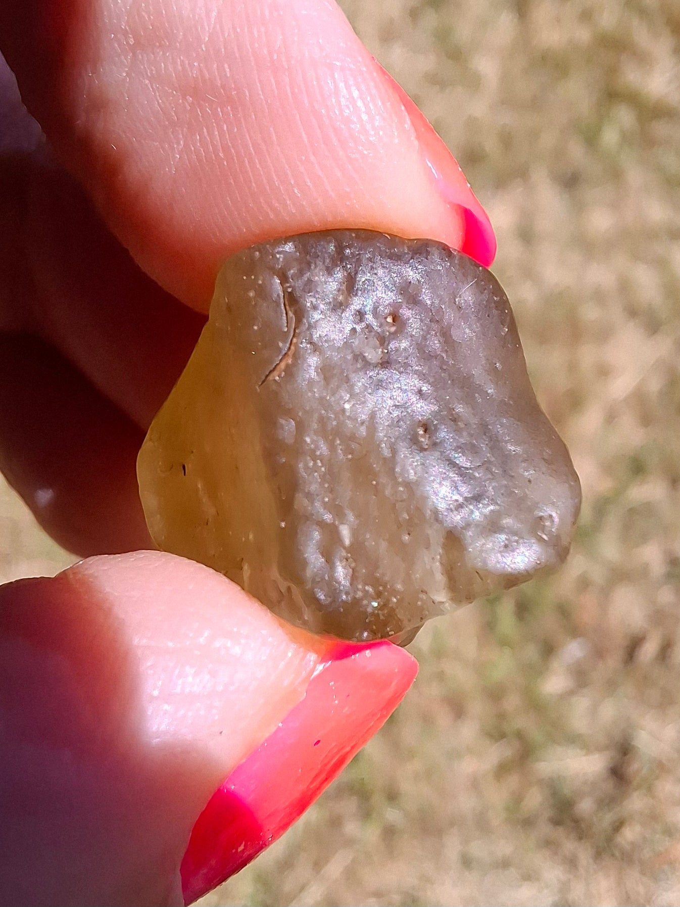 Libyan Desert Glass (darker) Piece, 4.92g, Tektite (Ref: L1364)