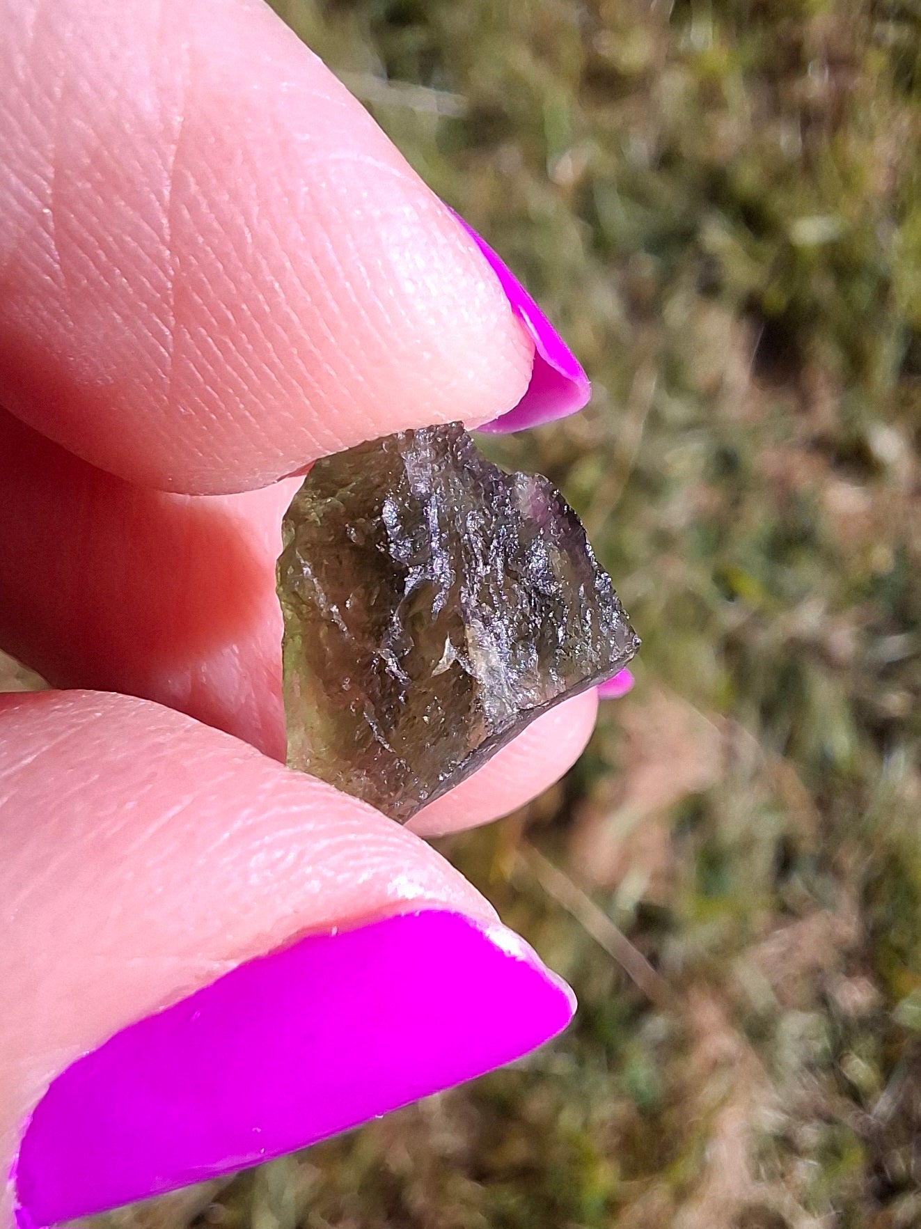 Moldavite Piece, 0.81g, Tektite (Ref: 1449)