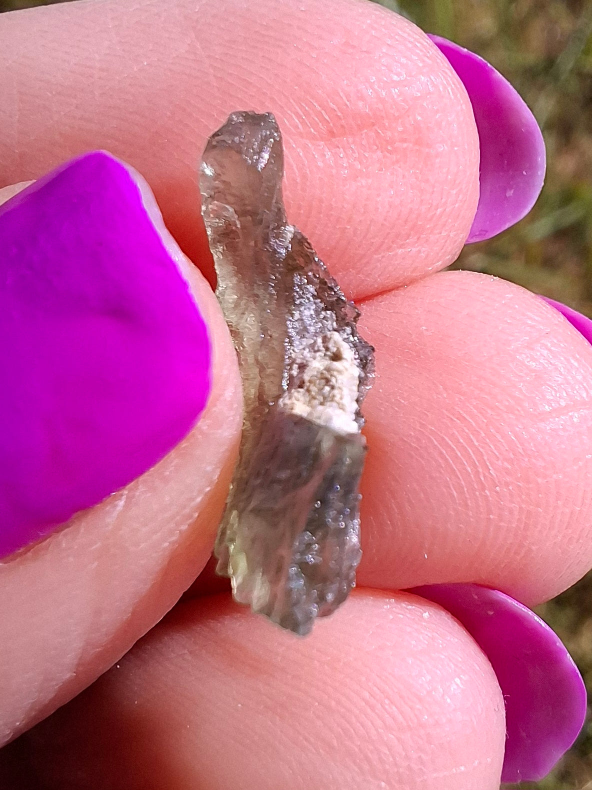 Moldavite Piece, 0.48g, Tektite (Ref: 1463)
