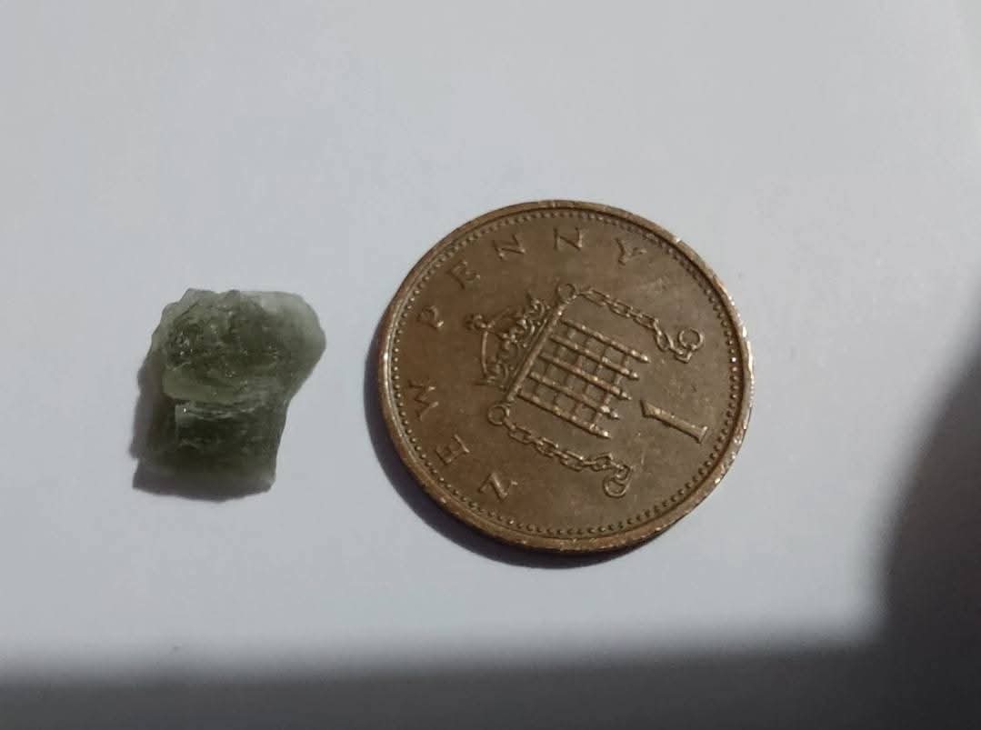 Moldavite Piece, 0.54g, Tektite (Ref: E255)
