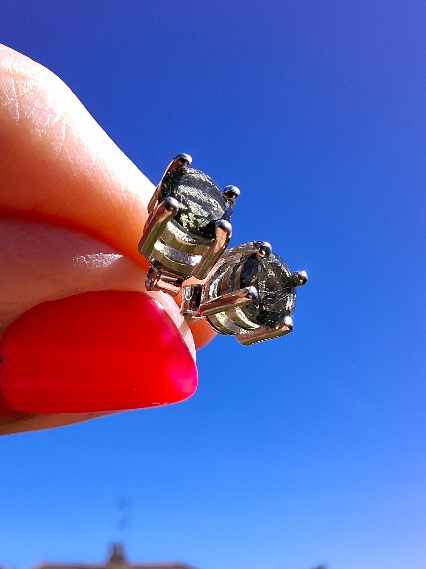 Moldavite (faceted) 5mm STUD EARRINGS, 925 Silver, Tektite (Ref: Pair50)