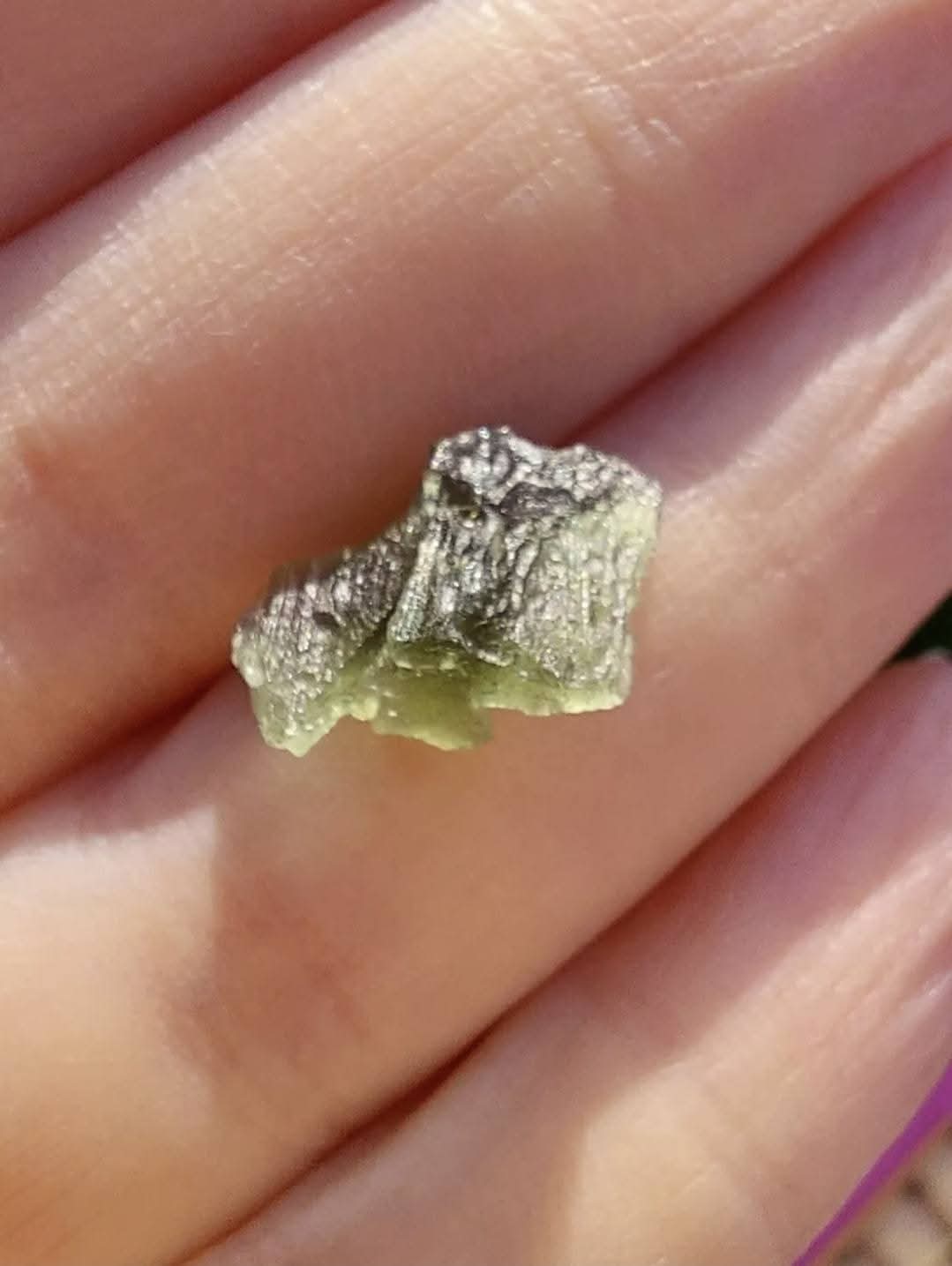 Moldavite Piece, 0.58g, Tektite (Ref: 941)