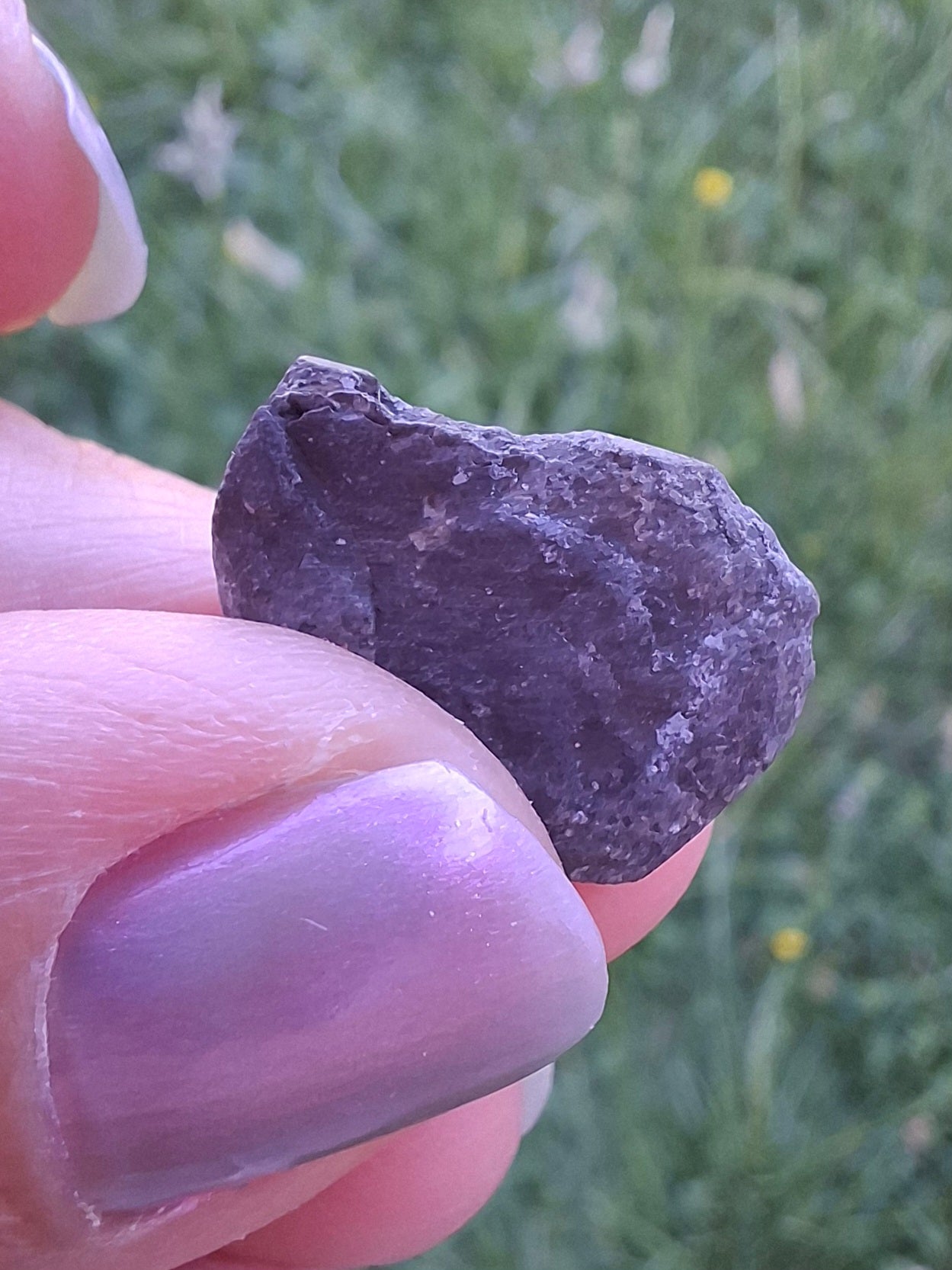 Small Haematite Ammonite HALF, 1.10g, Fossil (Ref: MA9)