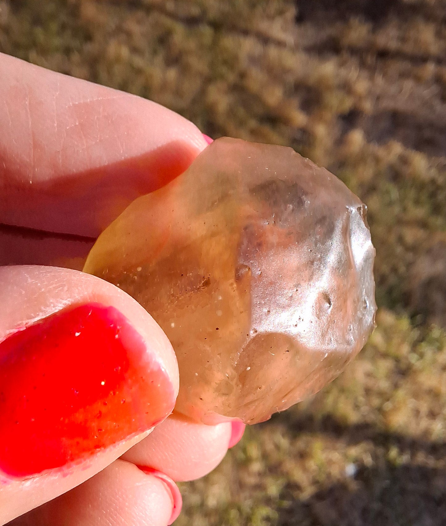 Libyan Desert Glass (darker) Piece, 12.00g, Tektite (Ref: L1377)