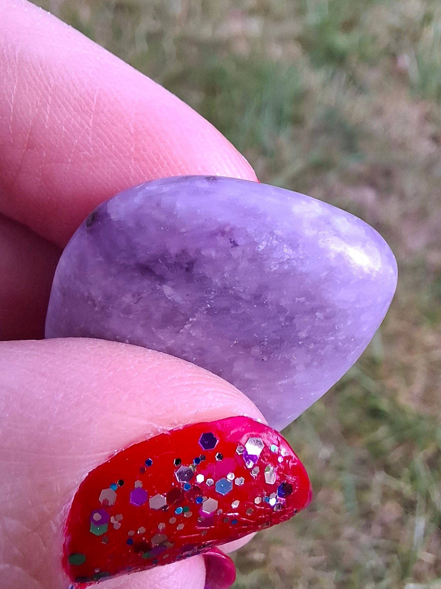 Lepidolite, Tumble Stone, Crystal (Ref: T123)