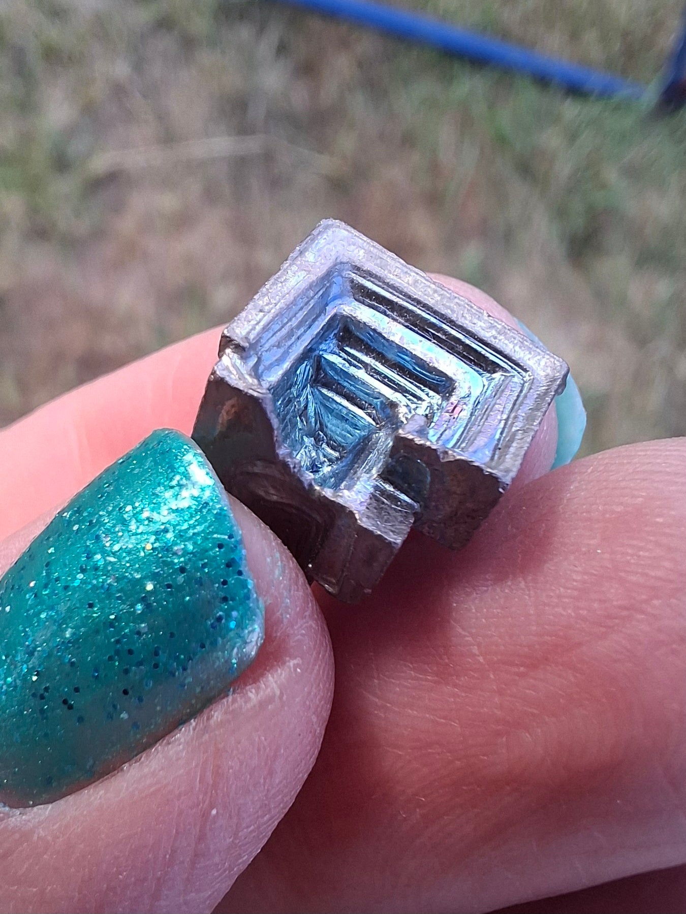 Small Bismuth, Crystal (Ref: BTH4)