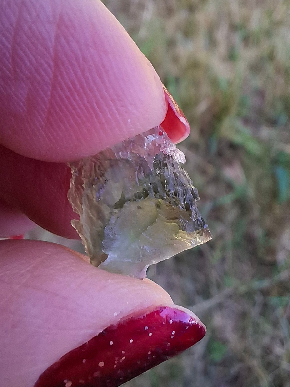 Moldavite Piece, 0.60g, Tektite (Ref: 1473)