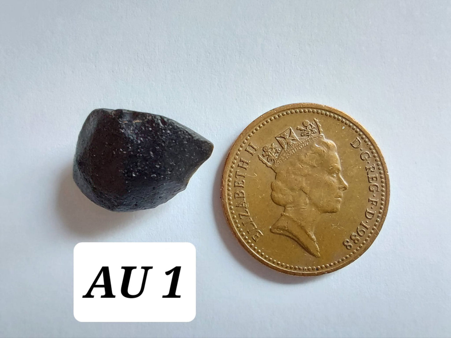 Australite, 1.54g, Tektite (Ref: AU1)