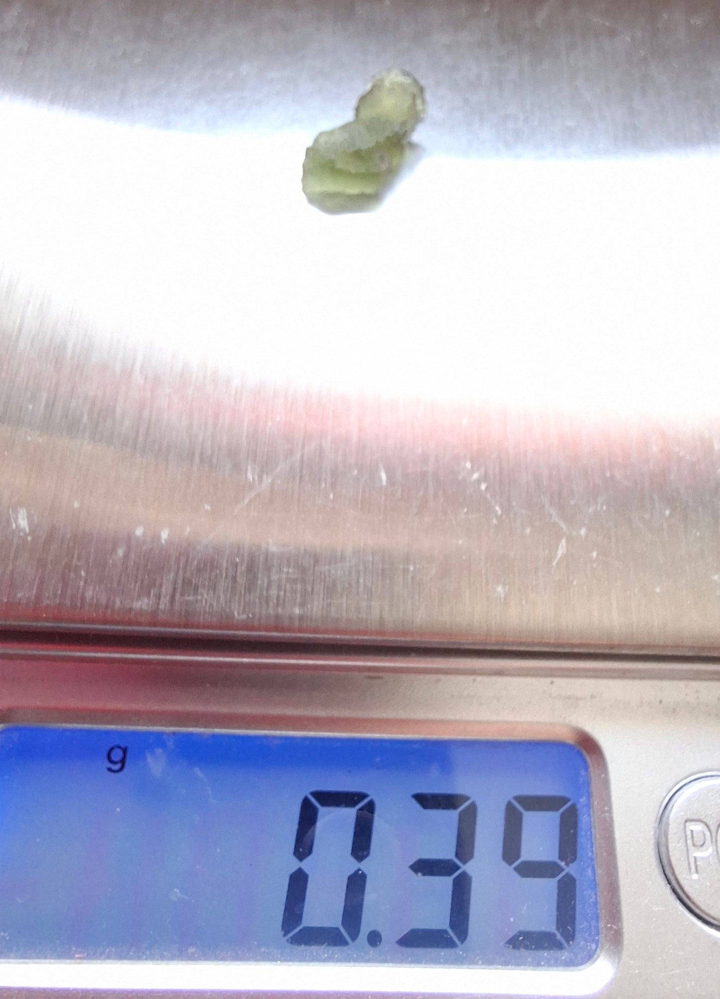 Moldavite small Piece, 0.39g, Tektite (Ref: 1431)