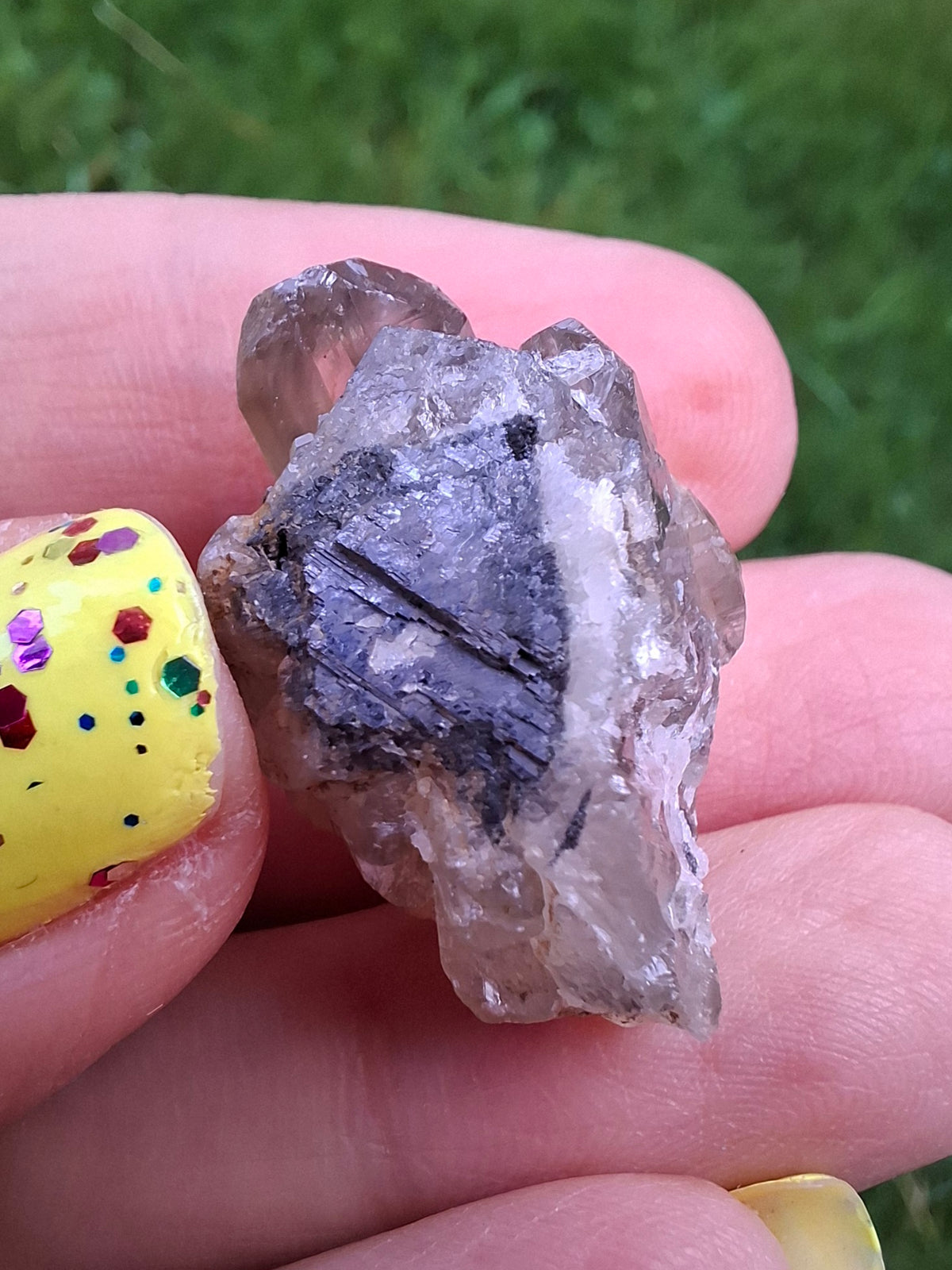 Cerussite, 18.05g, Crystal (Ref: CE3)